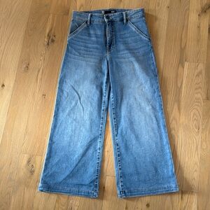 Kut from the cloth wide leg ankle